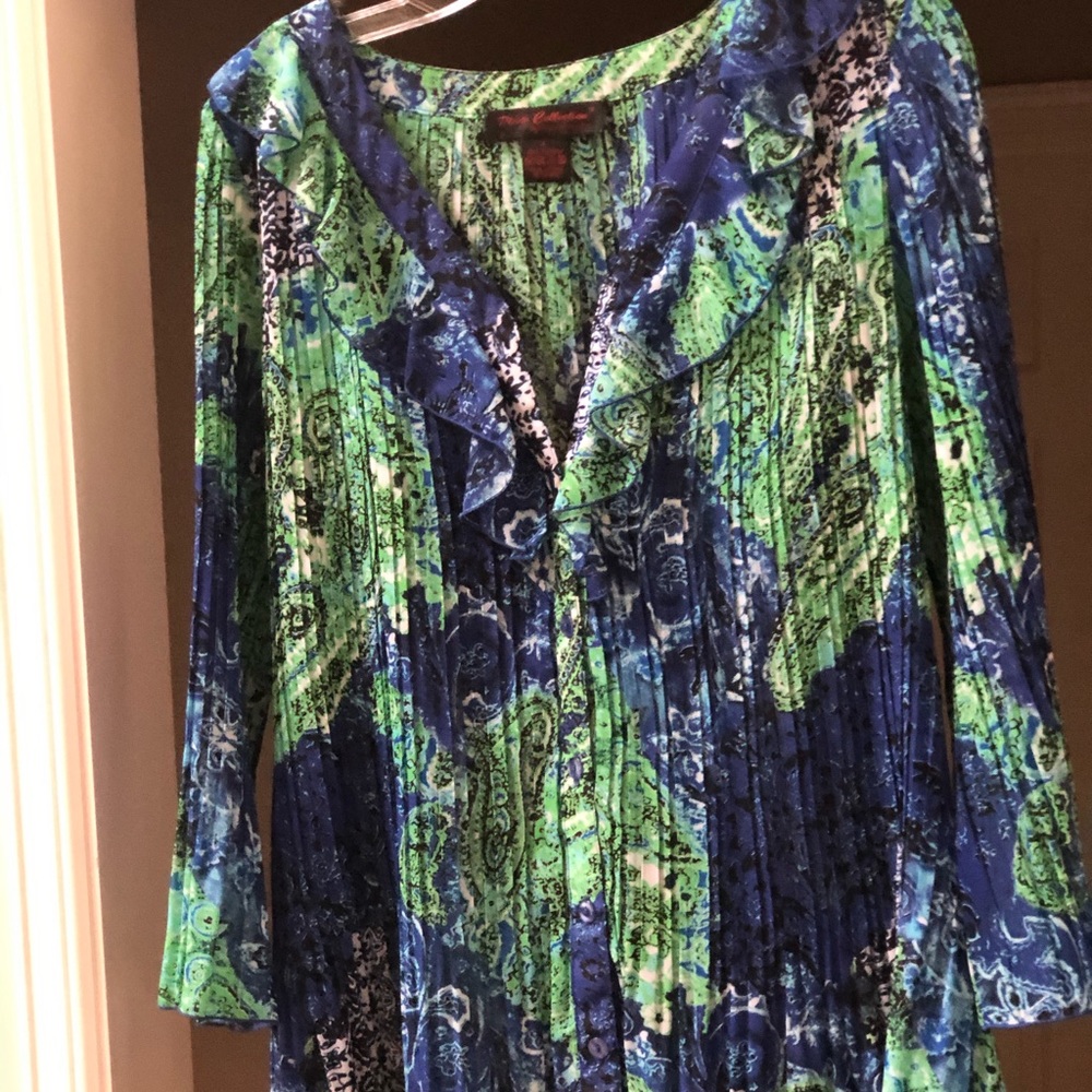 XL lightweight blouse gently used!